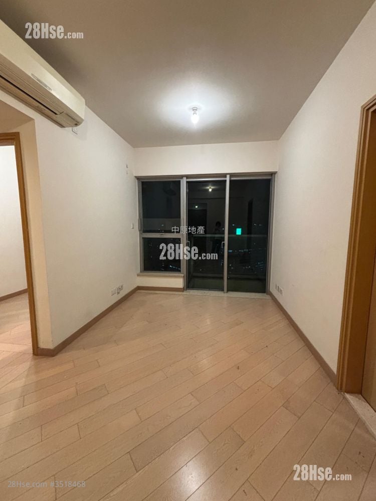 Century Gateway Sell 2 Bedrooms , 1 Bathroom 485 ft² ( 45.1 m² )