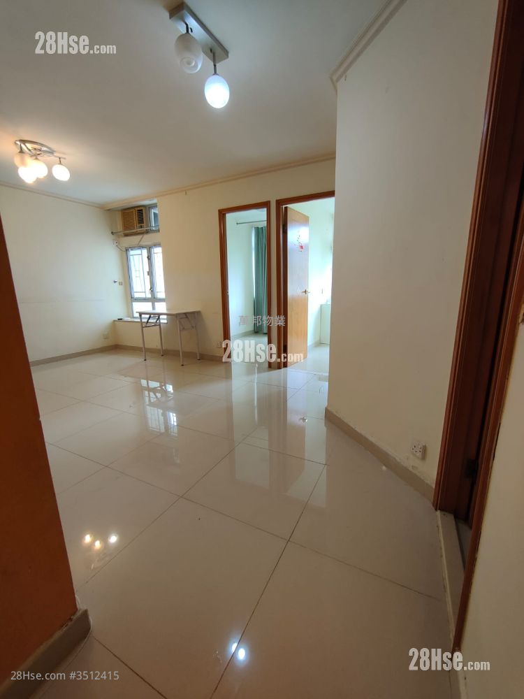 Po Nga Court Rental 3 Bedrooms , 1 Bathroom 531 ft² ( 49.3 m² )