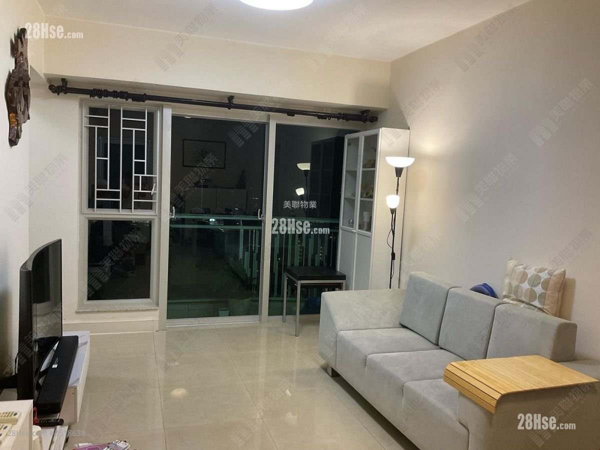 Festival City Rental 3 Bedrooms , 2 Bathrooms 741 ft² ( 68.8 m² )