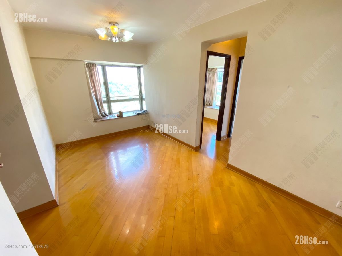 The Parcville Rental 2 Bedrooms , 1 Bathroom 460 ft² ( 42.7 m² )