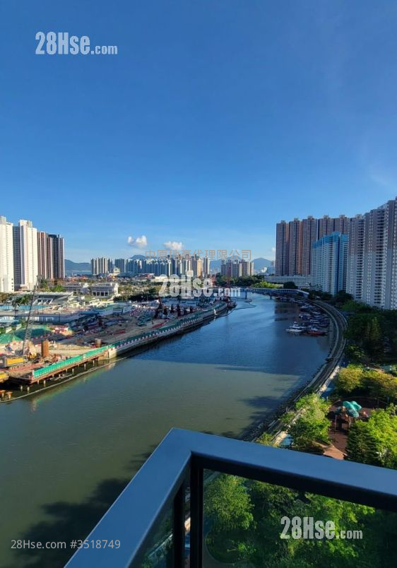 Esplanade Sell 2 Bedrooms 447 ft² ( 41.5 m² )