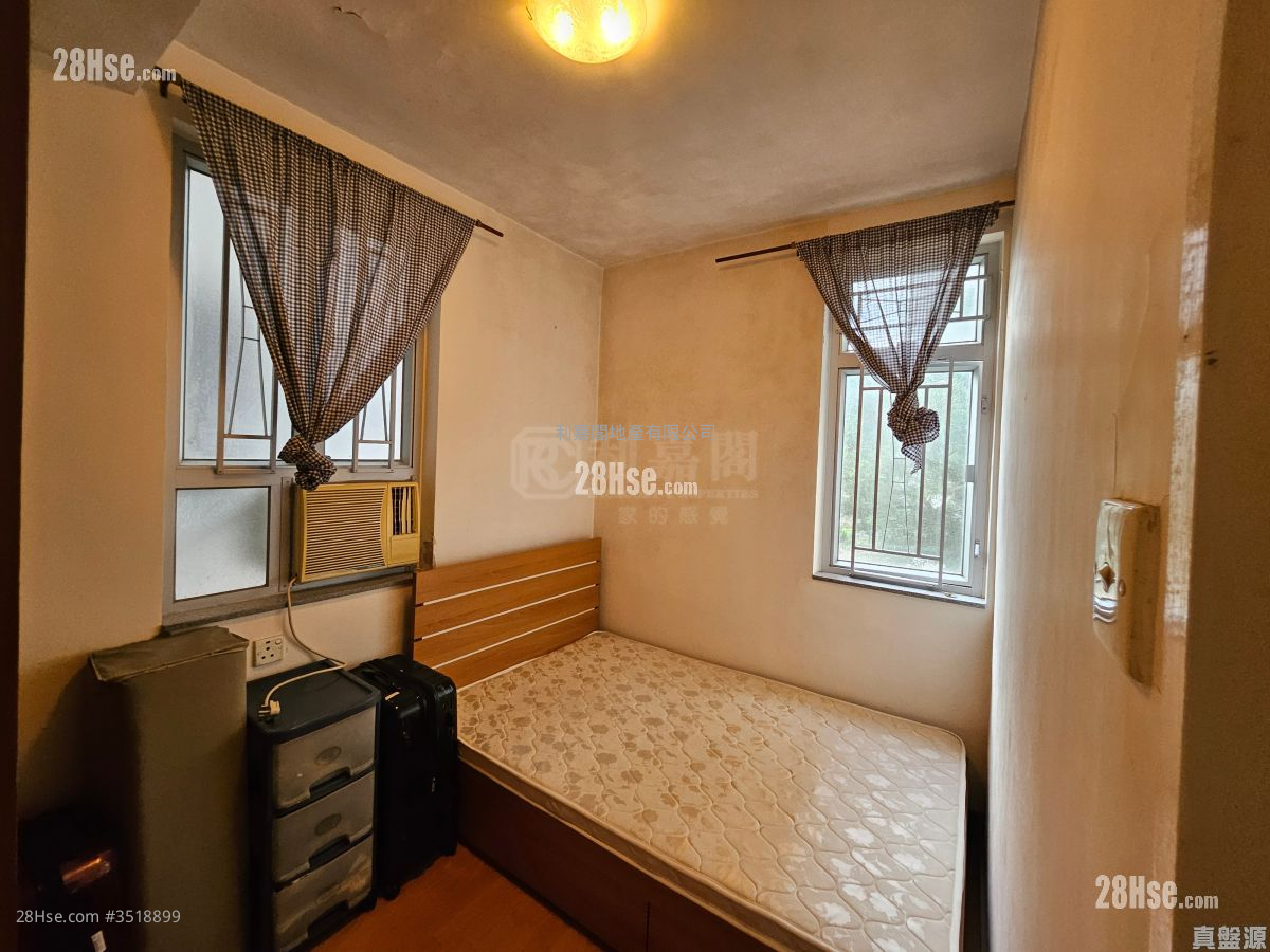 Laichikok Bay Garden Sell 2 Bedrooms , 1 Bathroom 426 ft² ( 39.6 m² )