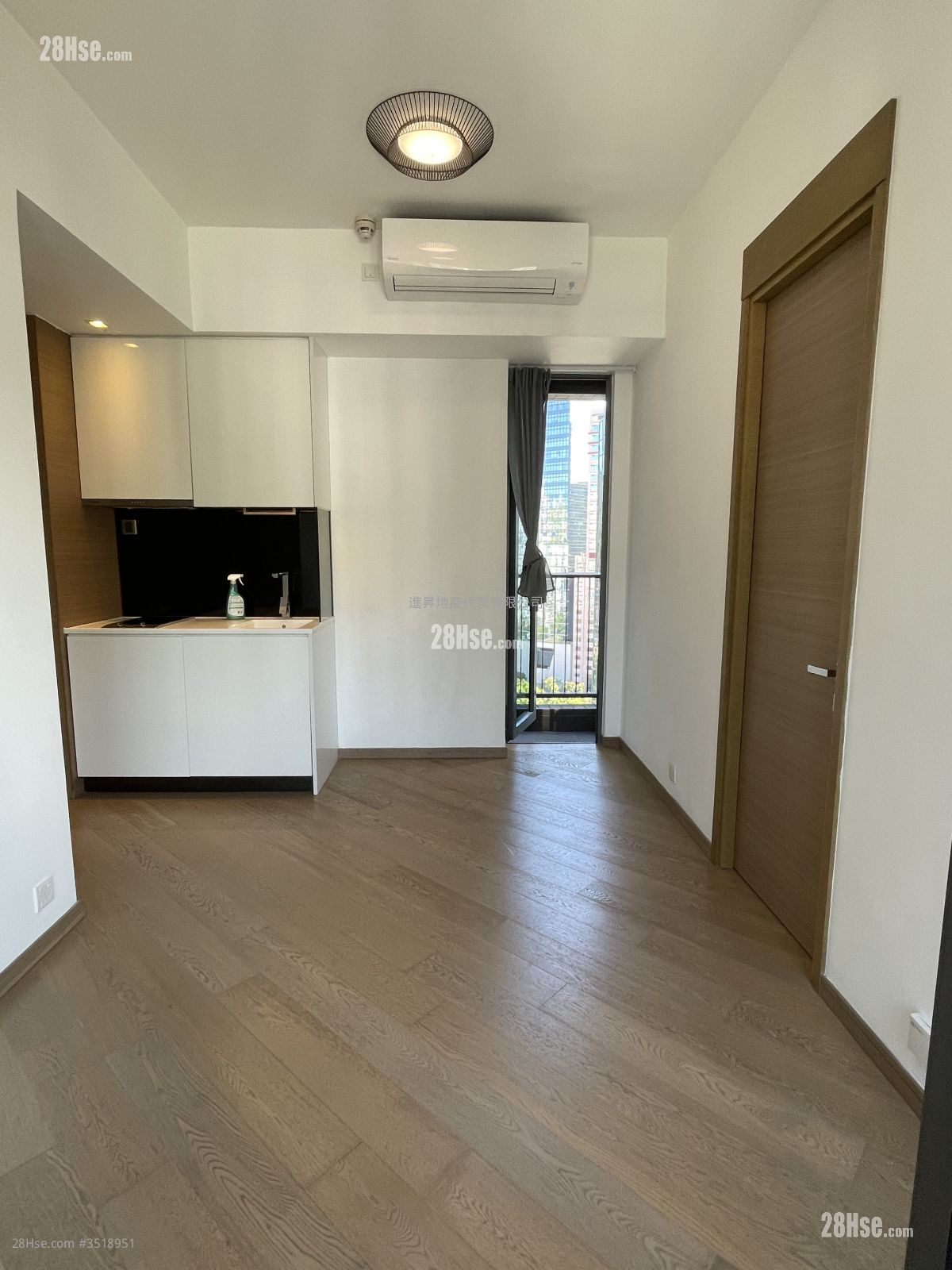 High One Rental 1 Bedroom , 1 Bathroom 316 ft² ( 29.4 m² )