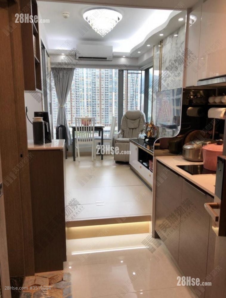 Aurora Rental 1 Bathroom 242 ft² ( 22.5 m² )