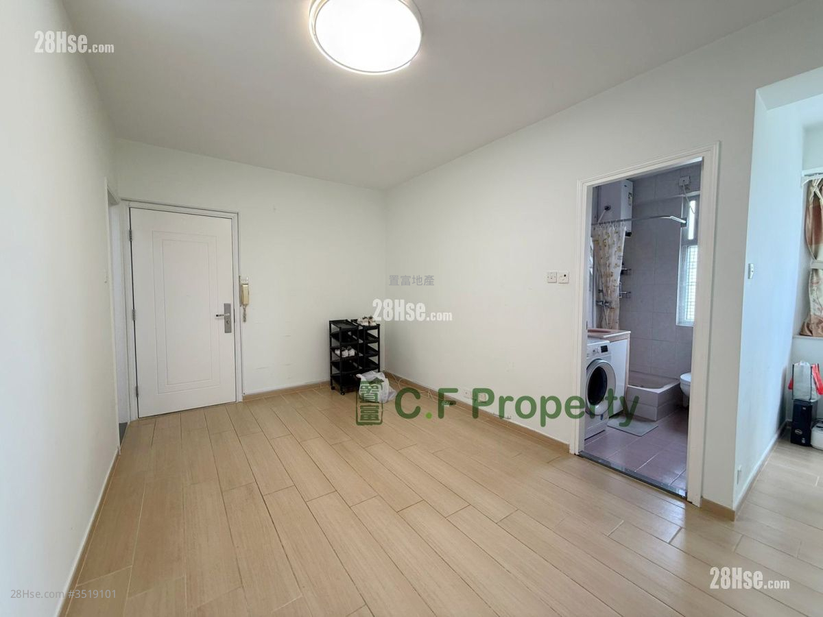 Kwai Fong Terrace Rental 3 Bedrooms , 1 Bathroom 473 ft² ( 43.9 m² )