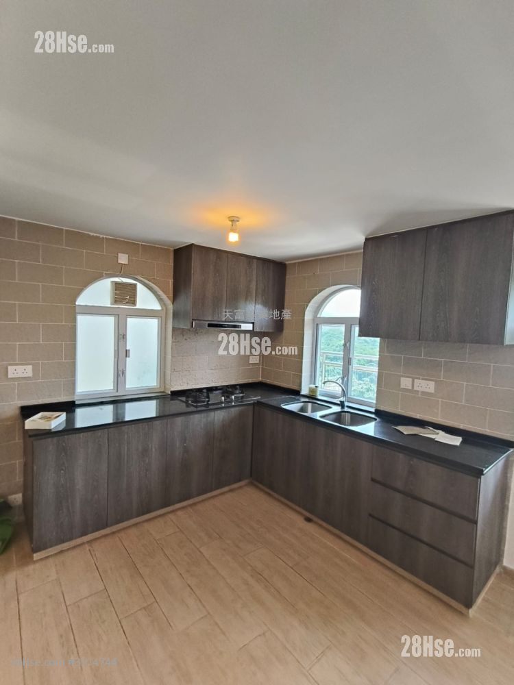 Mang Kung Uk Rental 4 Bedrooms , 2 Bathrooms 1,400 ft² ( 130.1 m² )