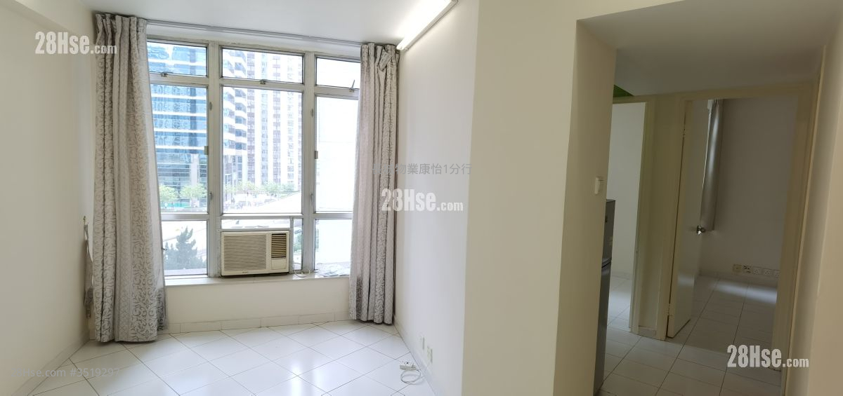 Kornhill Garden Rental 2 Bedrooms , 1 Bathroom 431 ft² ( 40.0 m² )