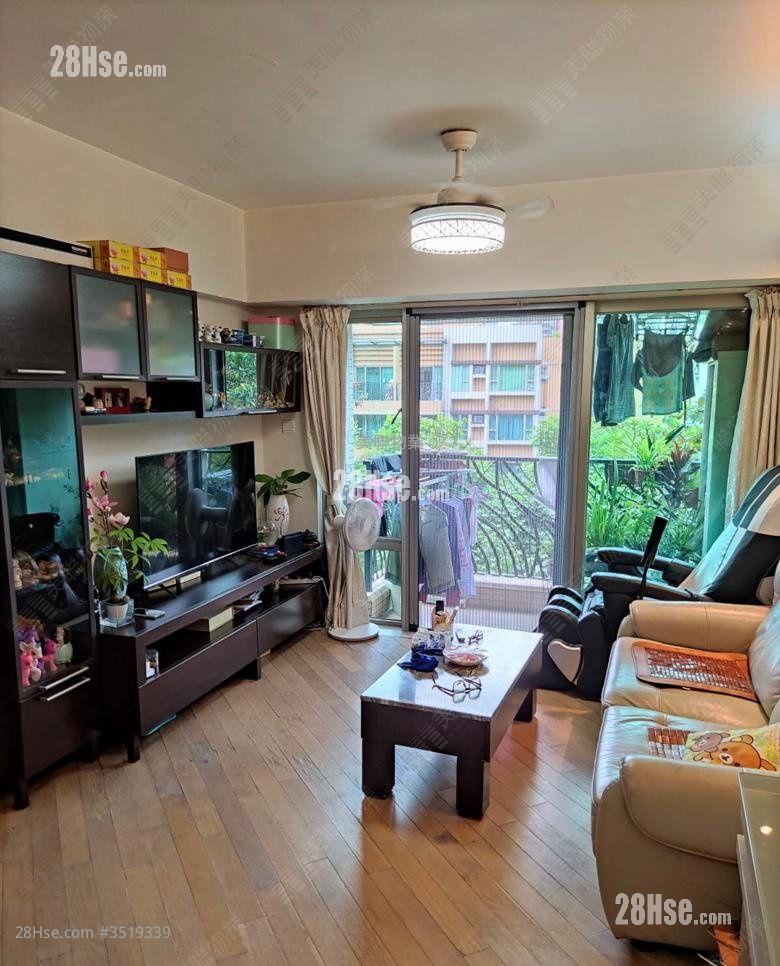 Fiori Sell 2 Bathrooms 839 ft² ( 77.9 m² )