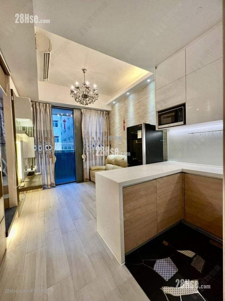 My Place Sell 1 Bedroom , 1 Bathroom 320 ft² ( 29.7 m² )
