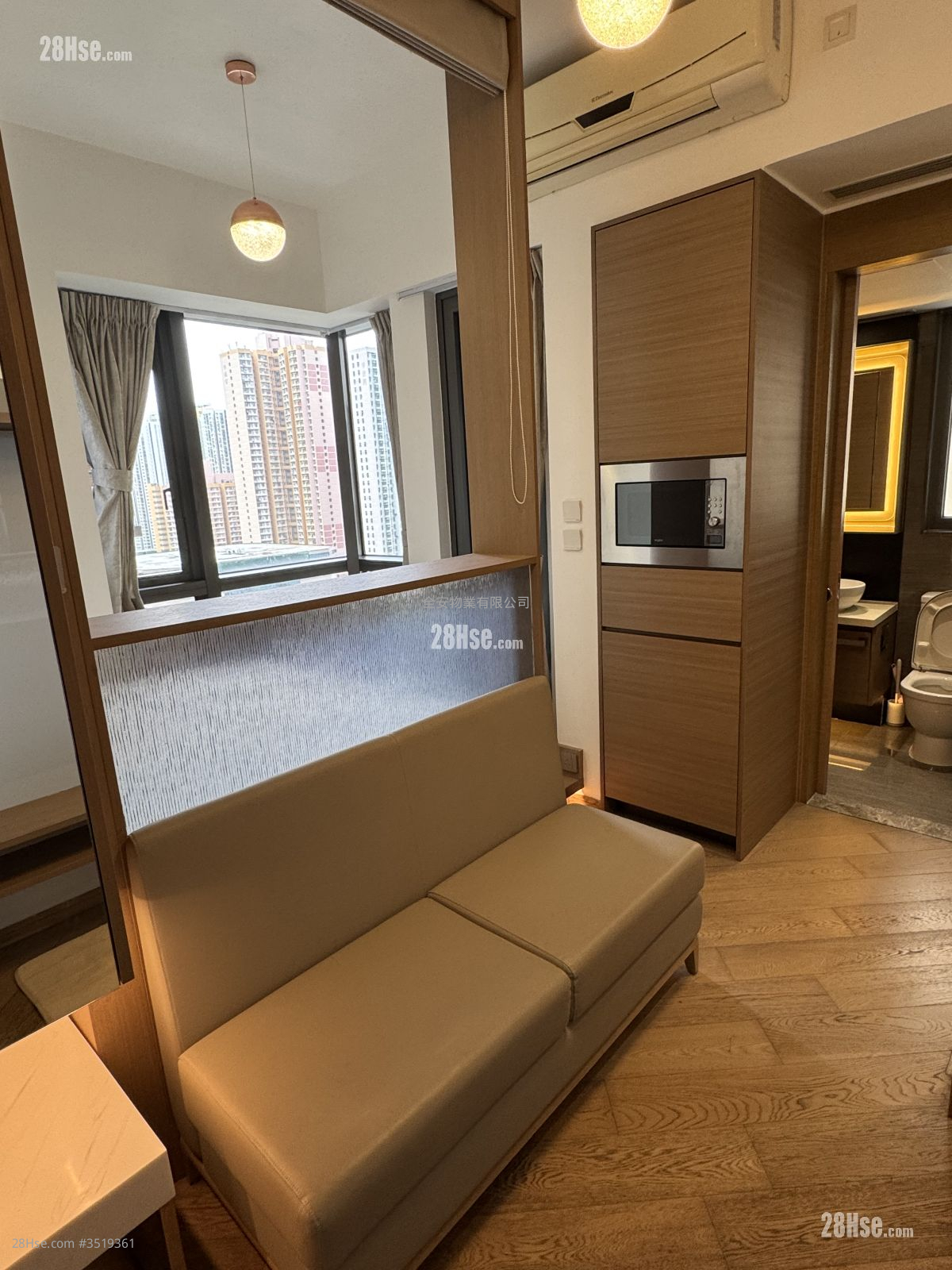 High One Rental Studio , 1 Bathroom 220 ft² ( 20.4 m² )