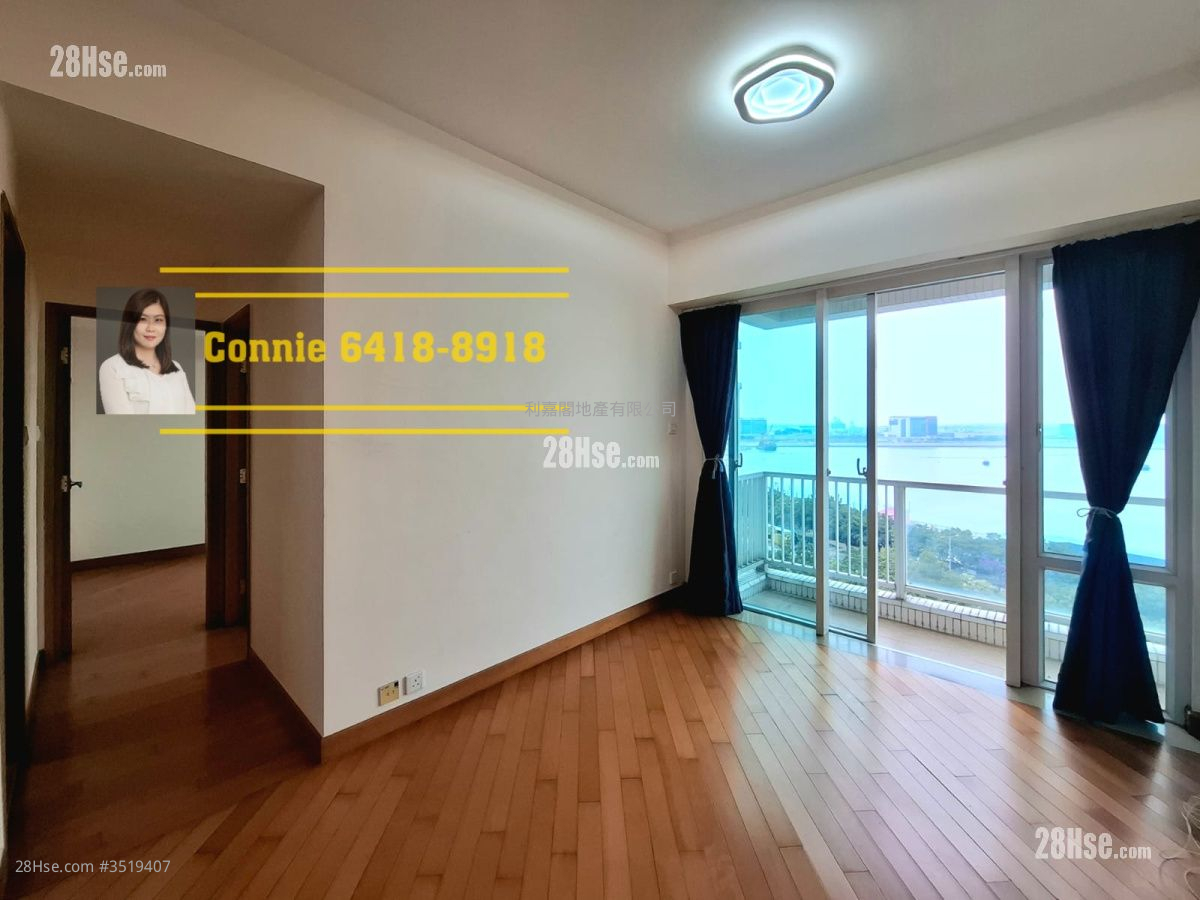 Le Bleu Deux Coastal Skyline Sell 2 Bedrooms 539 ft² ( 50.1 m² )