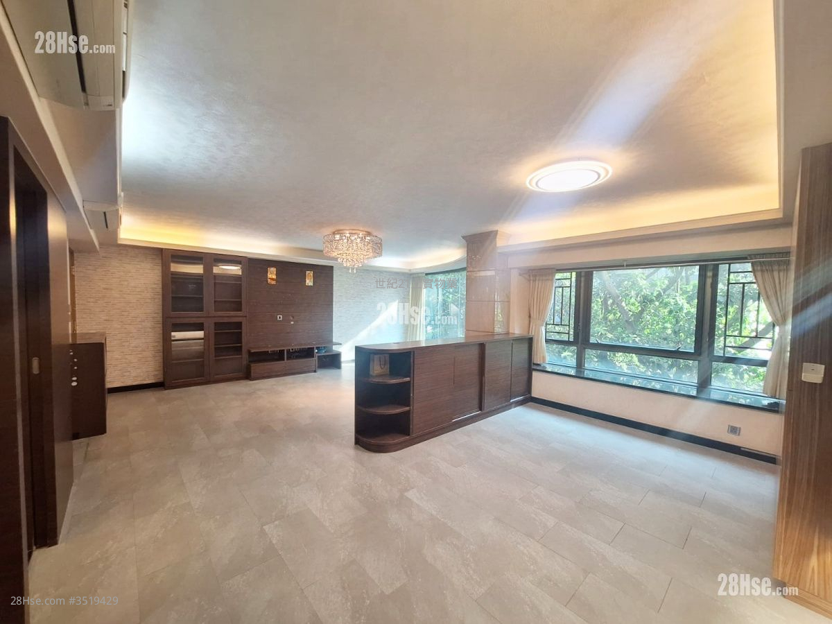 King's Park Villa Rental 3 Bedrooms , 3 Bathrooms 1,231 ft² ( 114.4 m² )