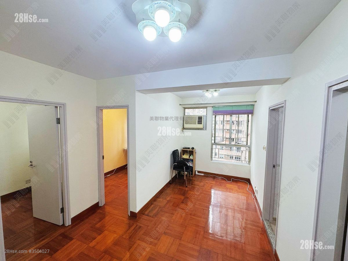 Bauhinia Garden Sell 2 Bedrooms , 1 Bathroom 427 ft² ( 39.7 m² )