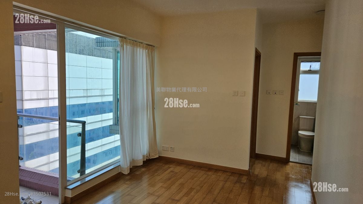 Ivy On Belcher's Rental 3 Bedrooms , 1 Bathroom 535 ft² ( 49.7 m² )