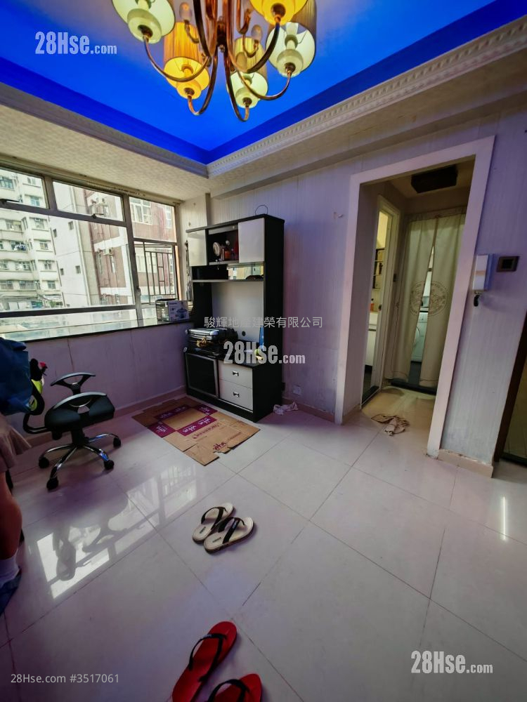 Arts Mansion Rental 2 Bedrooms , 1 Bathroom 366 ft² ( 34.0 m² )