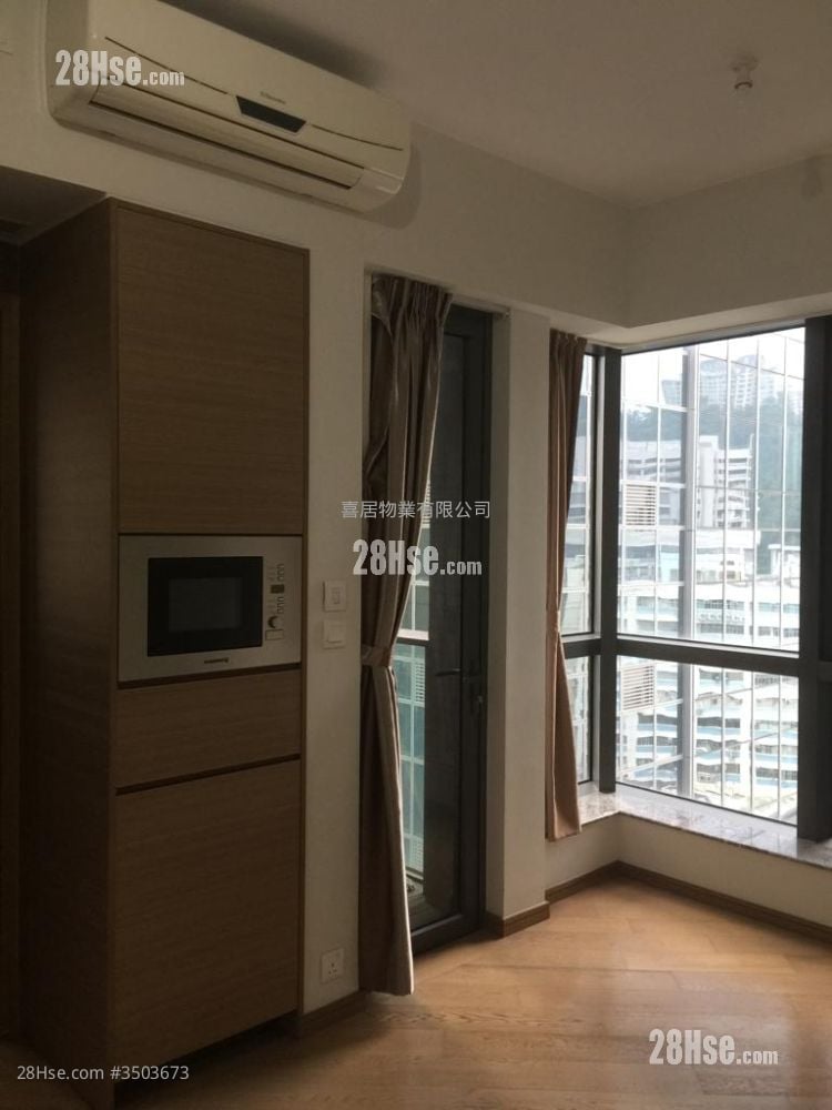 High One Rental Studio , 1 Bathroom 220 ft² ( 20.4 m² )
