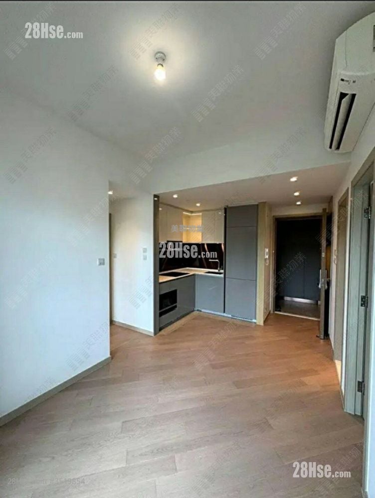 Mount Regency Sell 2 Bedrooms , 1 Bathroom 460 ft² ( 42.7 m² )