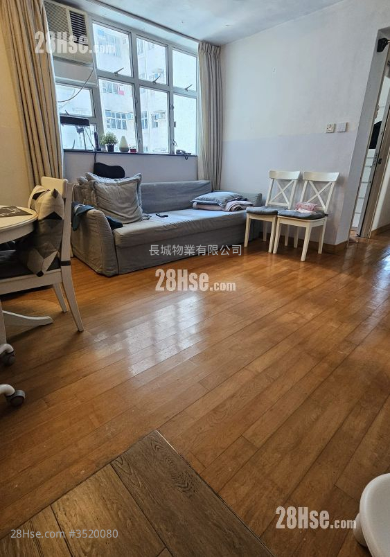 Cheerful Garden Sell 3 Bedrooms , 2 Bathrooms 592 ft² ( 55.0 m² )