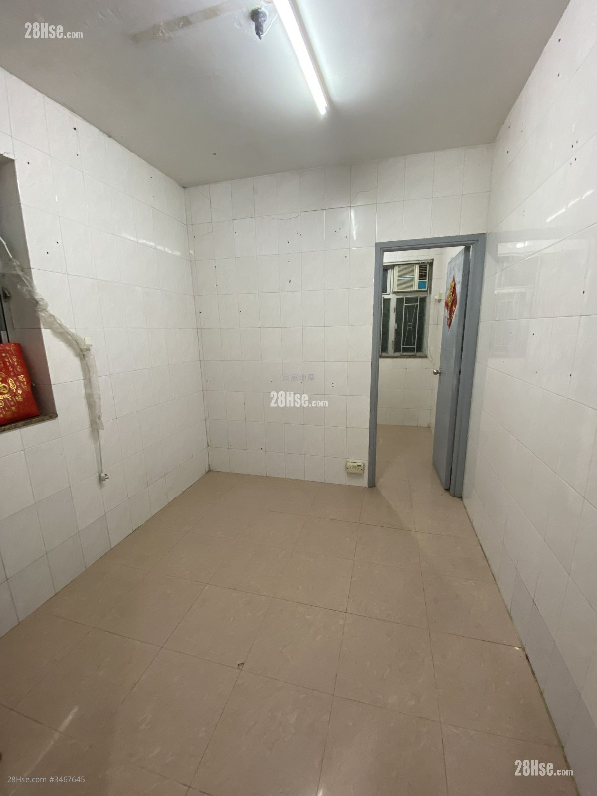 Yan On Buiding Rental 1 Bedroom , 1 Bathroom 180 ft² ( 16.7 m² )