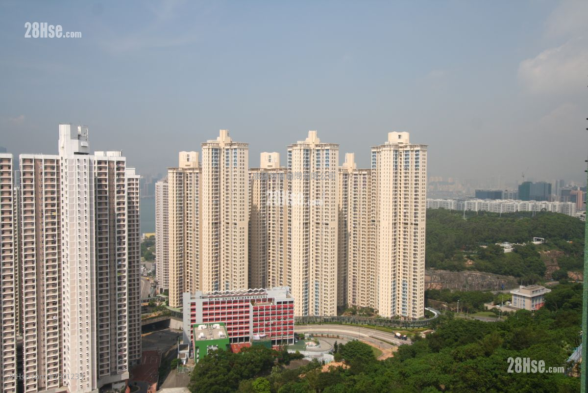 Hong Pak Court Rental 3 Bedrooms , 1 Bathroom 554 ft² ( 51.5 m² )