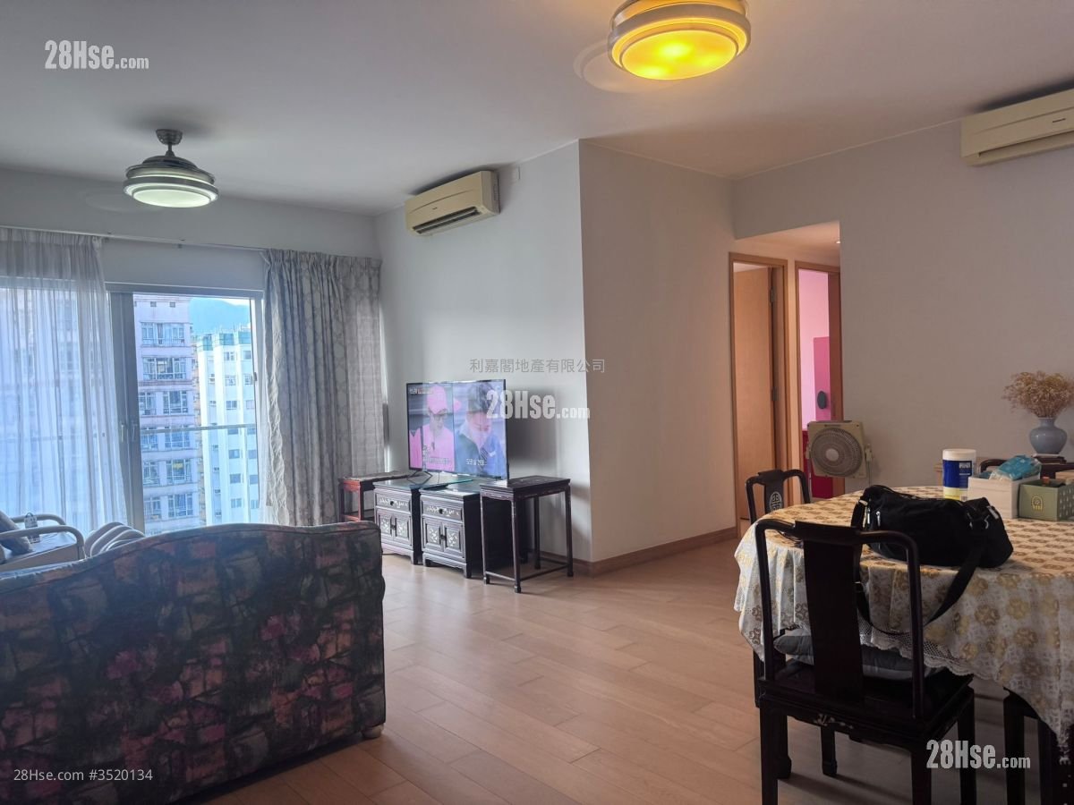 Kadoorie Hill Rental 3 Bedrooms , 3 Bathrooms 1,102 ft² ( 102.4 m² )