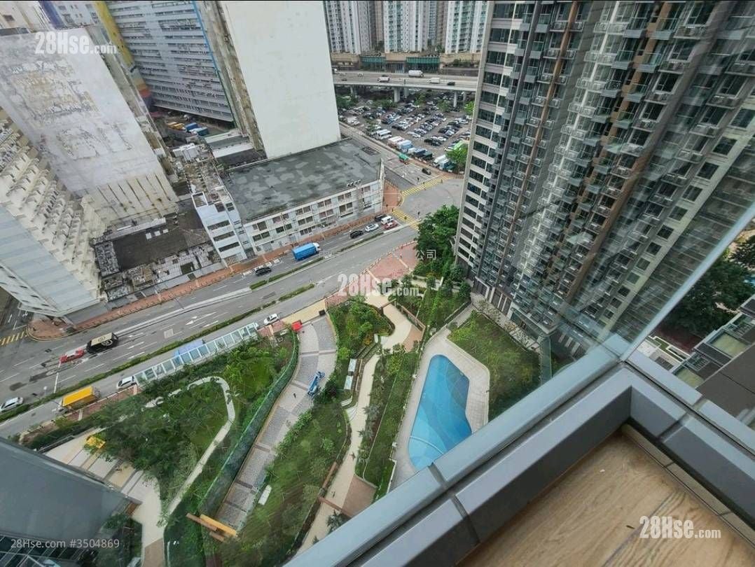 Aurora Rental 2 Bedrooms , 1 Bathroom 445 ft² ( 41.3 m² )
