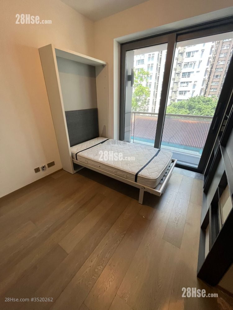 15 Western Street Rental Studio , 1 Bathroom 212 ft² ( 19.7 m² )