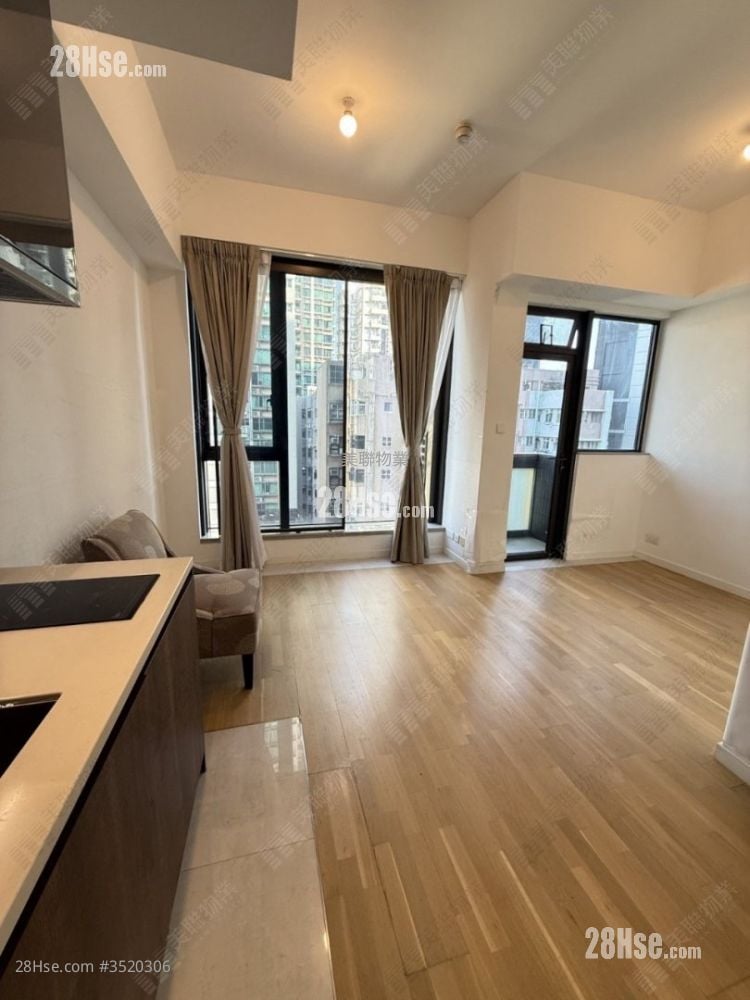 Hyde Park Sell 1 Bedroom , 1 Bathroom 285 ft² ( 26.5 m² )