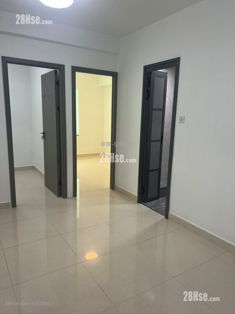 Victory Garden Rental 2 Bedrooms , 1 Bathroom 362 ft² ( 33.6 m² )
