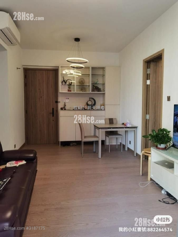 Centra Horizon Rental 4 Bedrooms , 2 Bathrooms 700 ft² ( 65.0 m² )
