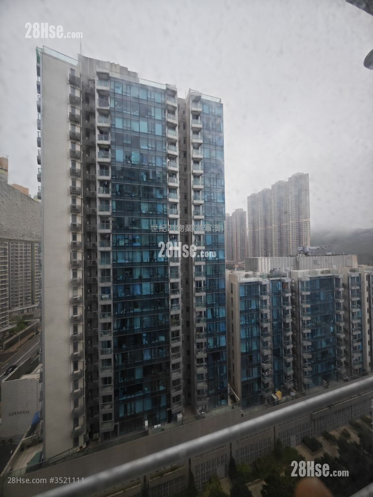 Yung Ming Court Sell 2 Bedrooms , 1 Bathroom 387 ft² ( 36.0 m² )