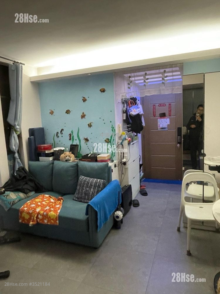 Sun Yuen Long Centre Sell 2 Bedrooms 466 ft² ( 43.3 m² )
