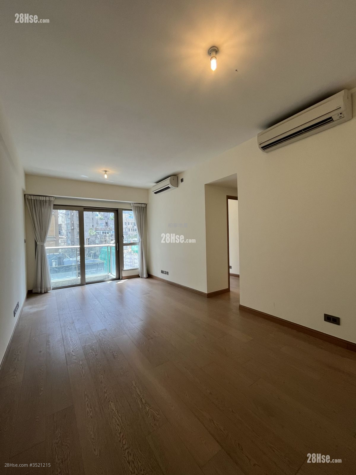 My Central Rental 3 Bedrooms , 2 Bathrooms 889 ft² ( 82.6 m² )