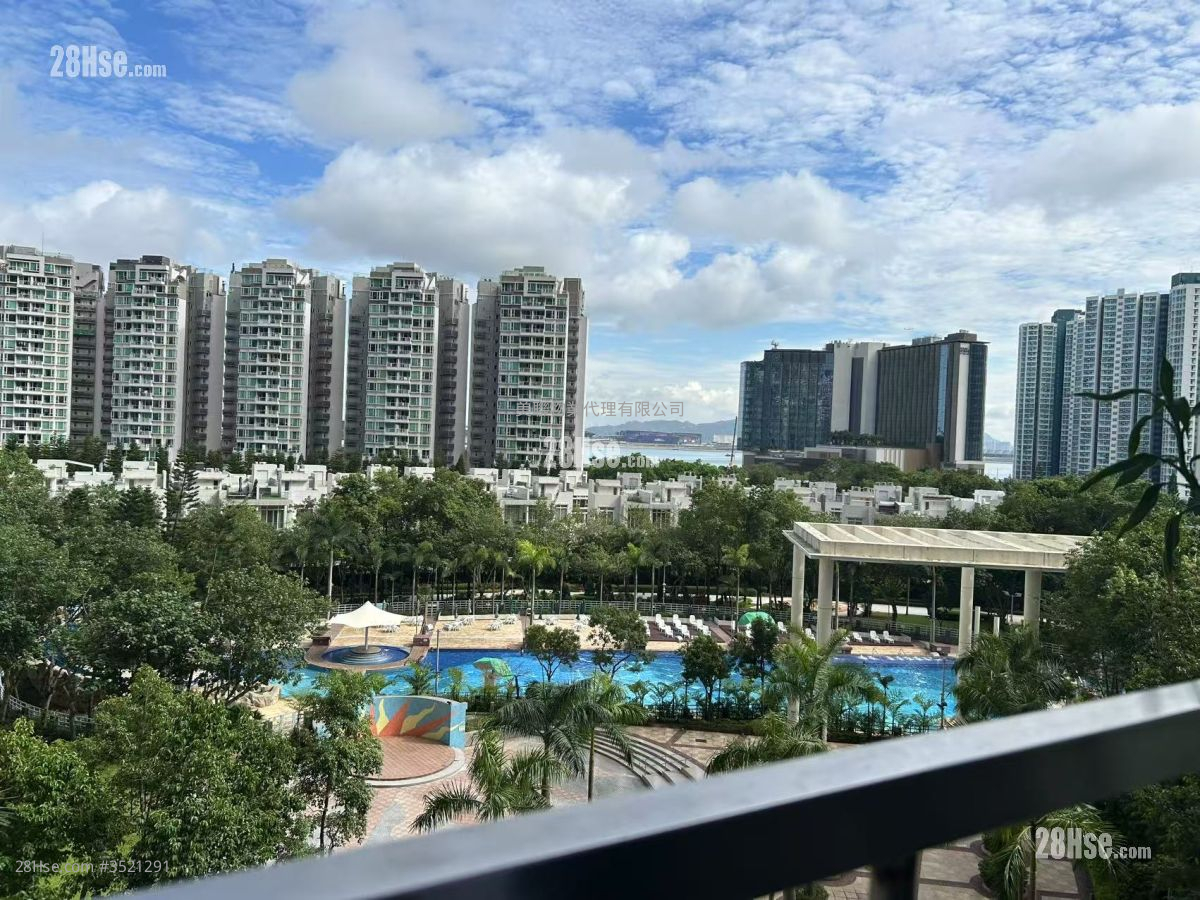 Coastal Skyline Sell 3 Bedrooms , 2 Bathrooms 792 ft² ( 73.6 m² )
