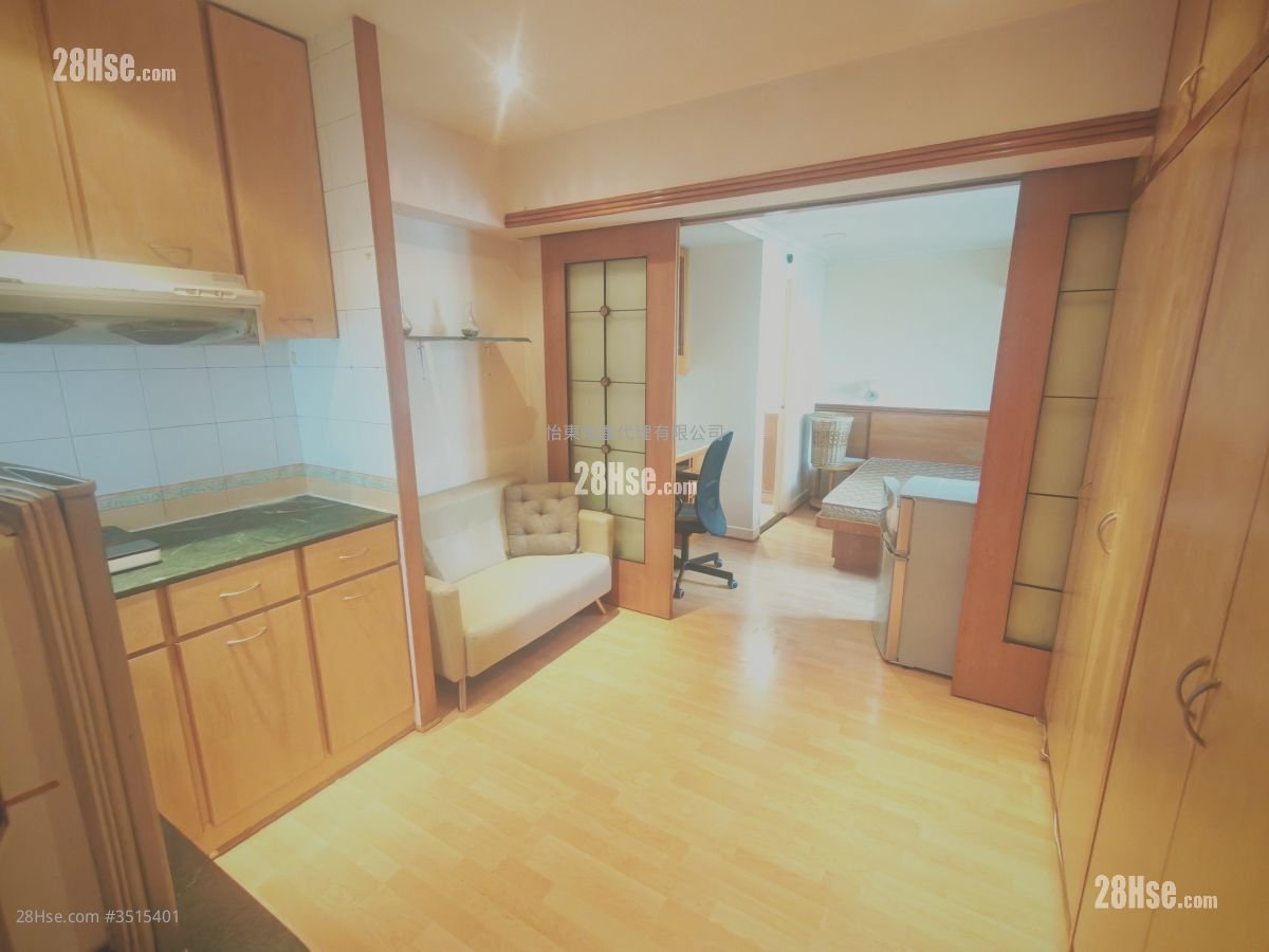 Lockhart House Rental Studio , 1 Bathroom 311 ft² ( 28.9 m² )