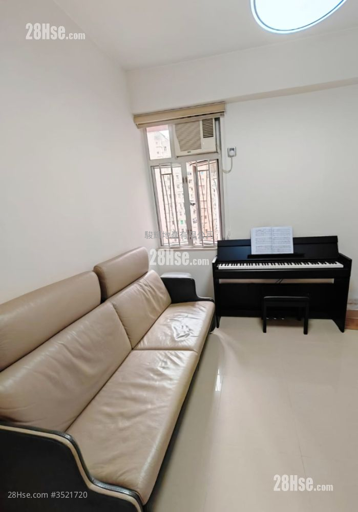 Fortune Court Sell 1 Bedroom , 1 Bathroom 255 ft² ( 23.7 m² )
