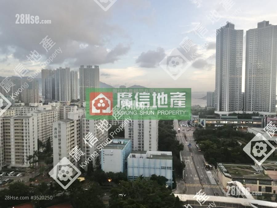 Kent Place Rental 2 Bedrooms , 1 Bathroom 502 ft² ( 46.6 m² )