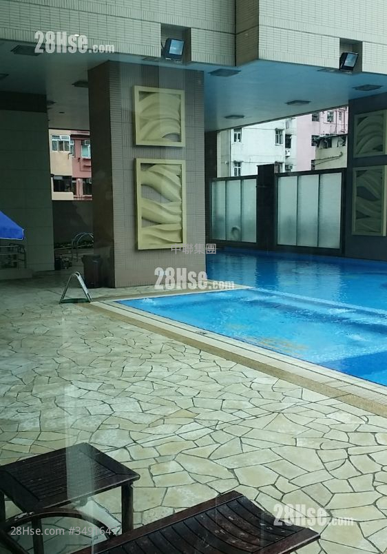8 Waterloo Road Rental 2 Bedrooms , 1 Bathroom 432 ft² ( 40.1 m² )