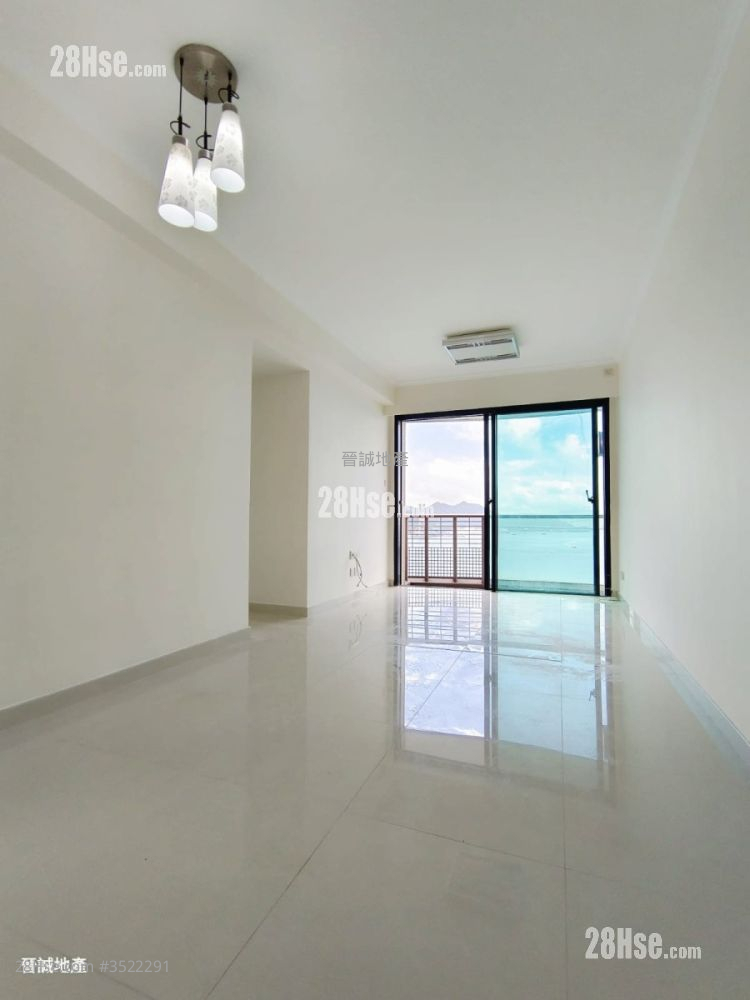 Anglers' Bay Sell 3 Bedrooms , 2 Bathrooms 680 ft² ( 63.2 m² )