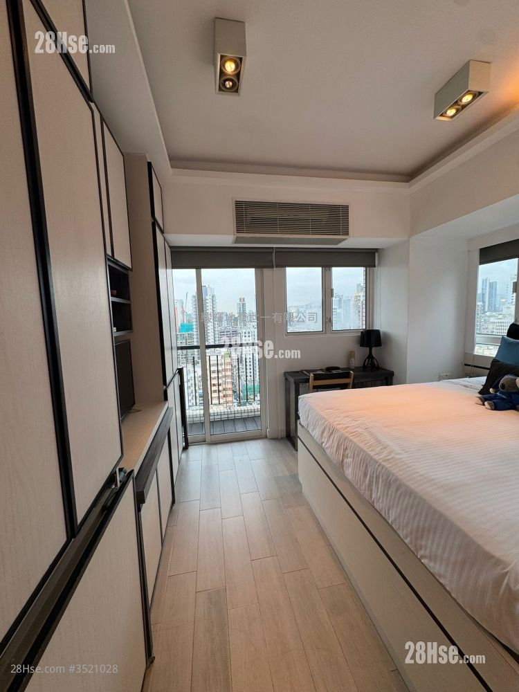The Lodge Rental Studio , 1 Bathroom 213 ft² ( 19.8 m² )