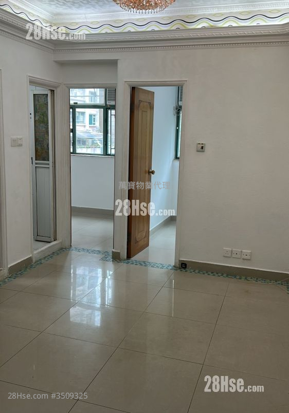 Tai Po House Rental 3 Bedrooms , 1 Bathroom 457 ft² ( 42.5 m² )