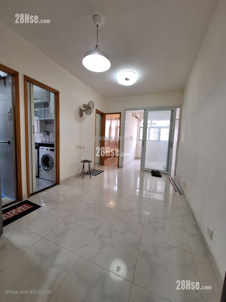 Luen Gay Apartments Sell 2 Bedrooms , 1 Bathroom 382 ft² ( 35.5 m² )