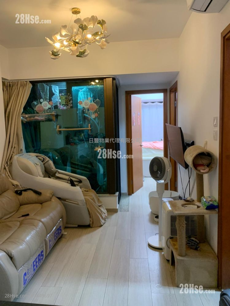 Noble Hill Rental 2 Bedrooms , 1 Bathroom 459 ft² ( 42.6 m² )
