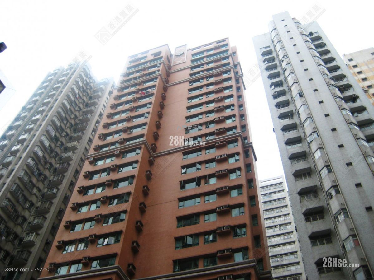 Fortune Court Rental 2 Bedrooms , 1 Bathroom 437 ft² ( 40.6 m² )