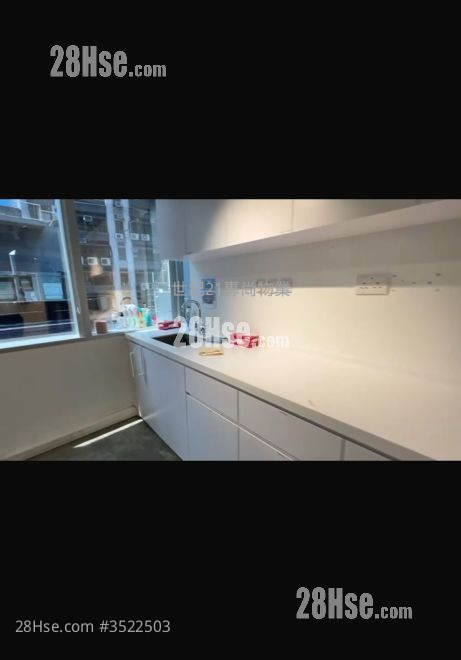 1 Lyndhurst Tower Rental