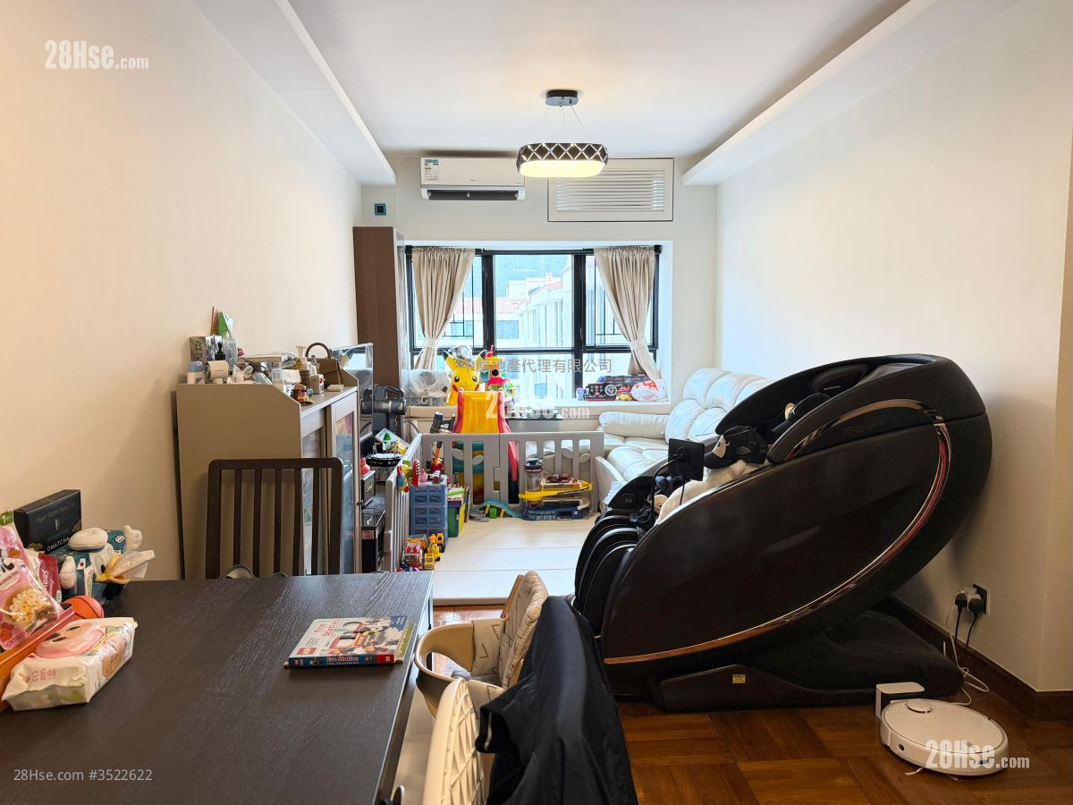 Richwood Park Sell 2 Bedrooms 636 ft² ( 59.1 m² )