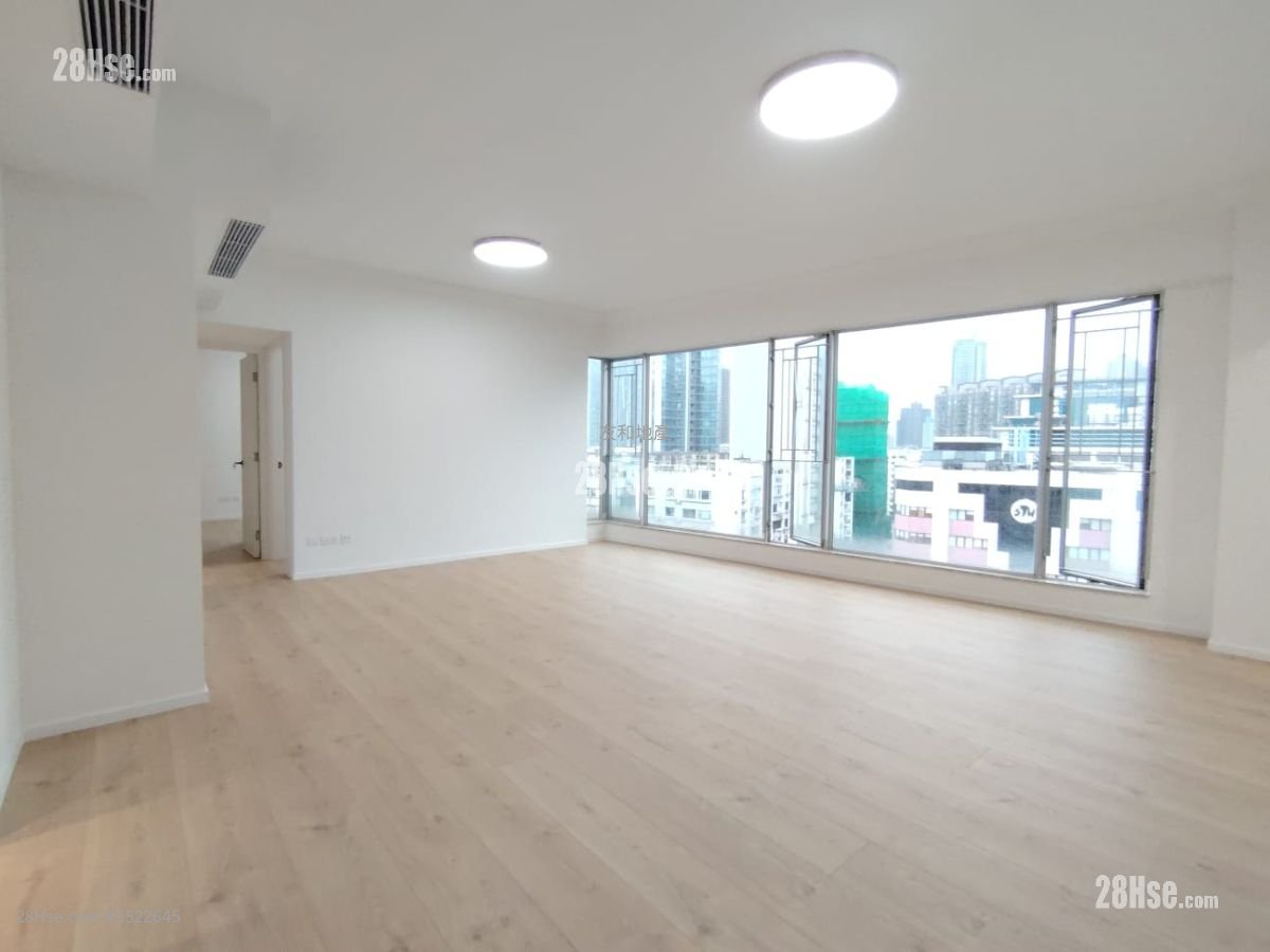 University Court Rental 4 Bedrooms , 3 Bathrooms 1,033 ft² ( 96.0 m² )