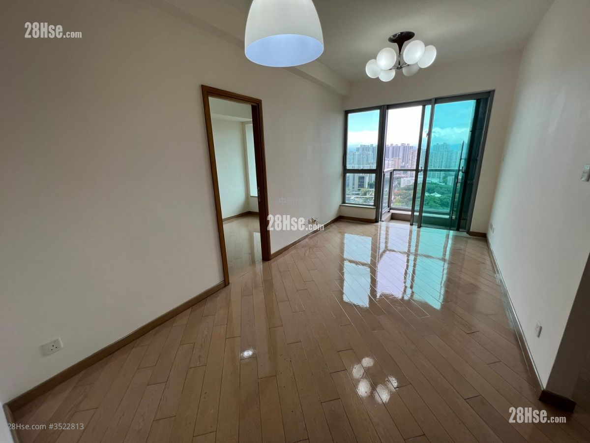 Century Gateway Sell 3 Bedrooms 720 ft² ( 66.9 m² )