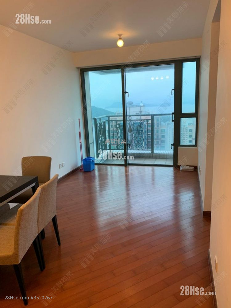 Residence Oasis Sell 2 Bedrooms , 1 Bathroom 490 ft² ( 45.5 m² )