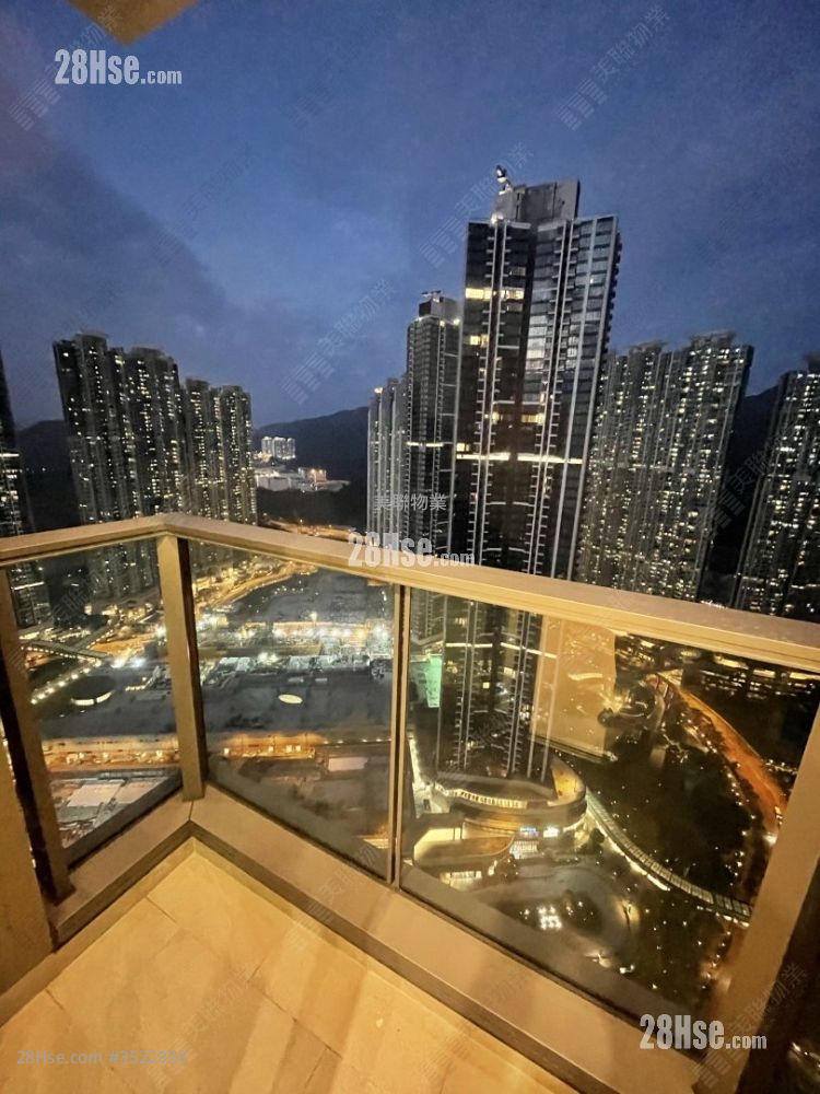 Marini Sell 2 Bedrooms 458 ft² ( 42.5 m² )